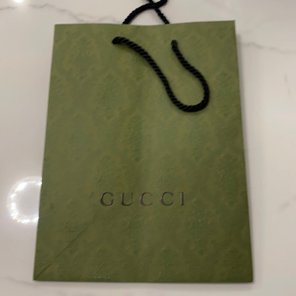 Gucci shopping bag